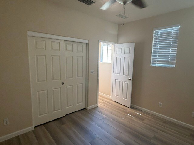 Building Photo - 274 Finchwood Dr