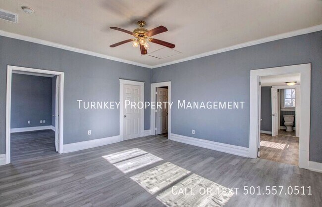 Building Photo - 1019 S Booker St