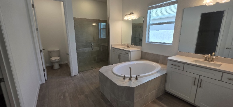 Building Photo - 5412 Lightning Whelk Ln