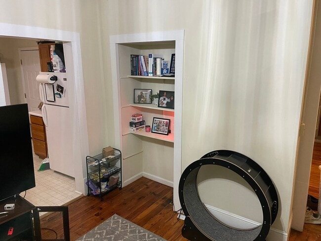 Building Photo - 1701 Downey St