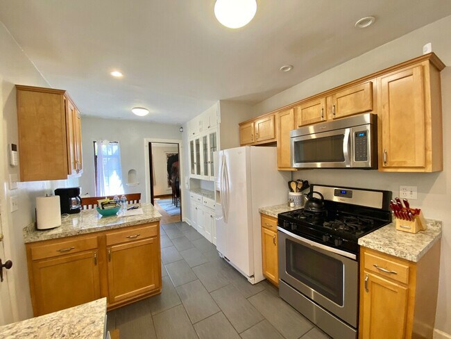 Building Photo - 15388 Glynn Rd