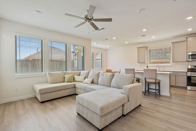 Building Photo - 17114 Pentland Hls Wy