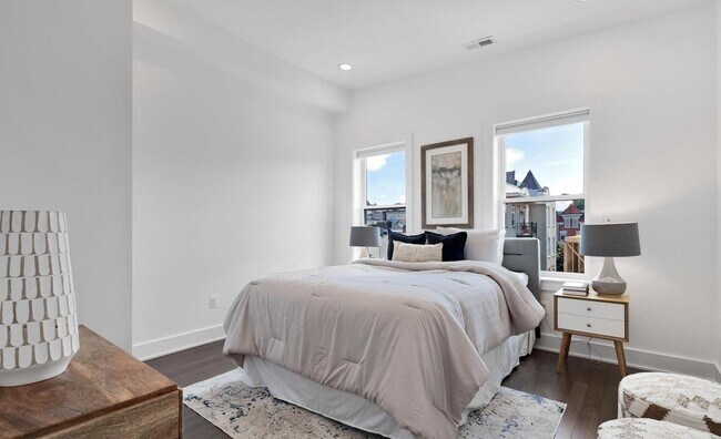 Building Photo - 3453 Holmead Pl NW