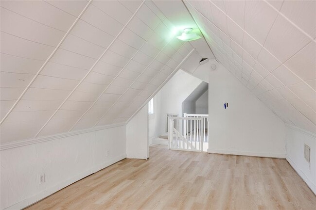 Building Photo - 81 San Marcos St