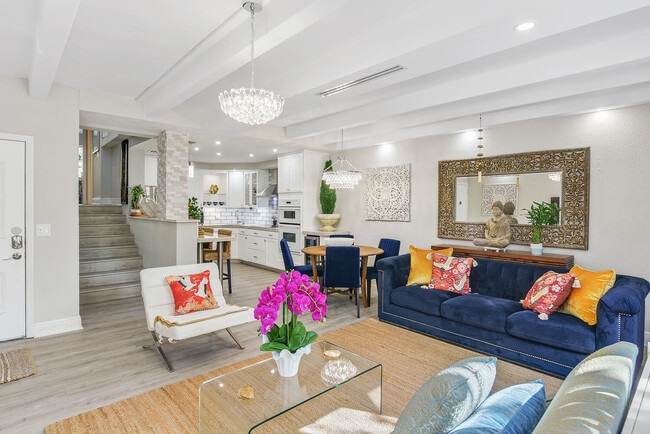 Building Photo - 250 S Ocean Blvd