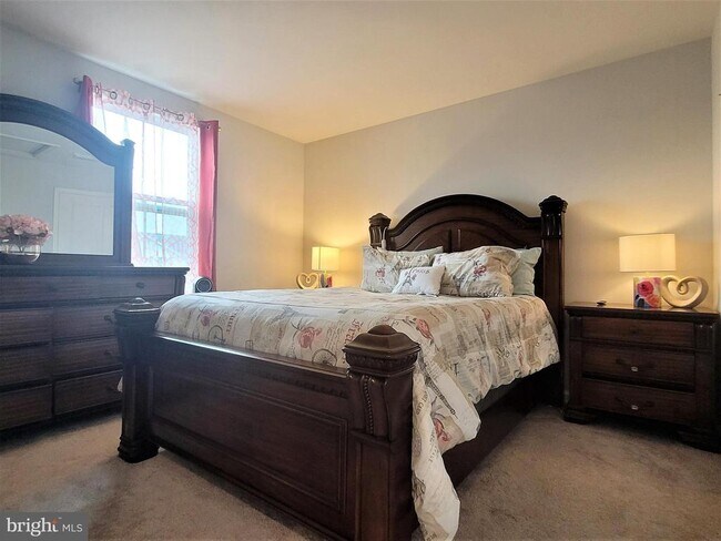 Building Photo - 28 Sedimentary Rock Rd