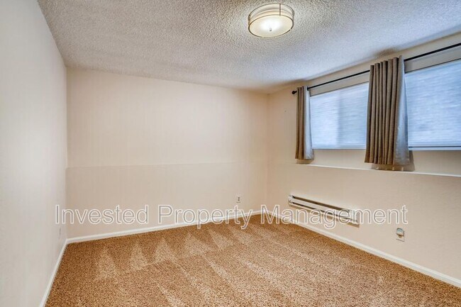 Building Photo - 16643 E Kent Dr