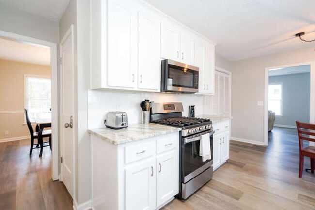 Building Photo - 1060 Washington Ave