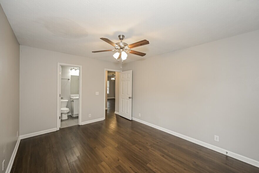 Building Photo - 1120 Sima Shabat Ct