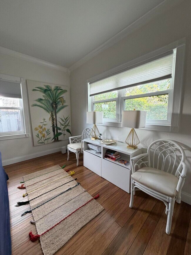 Building Photo - 515 Ardmore Rd