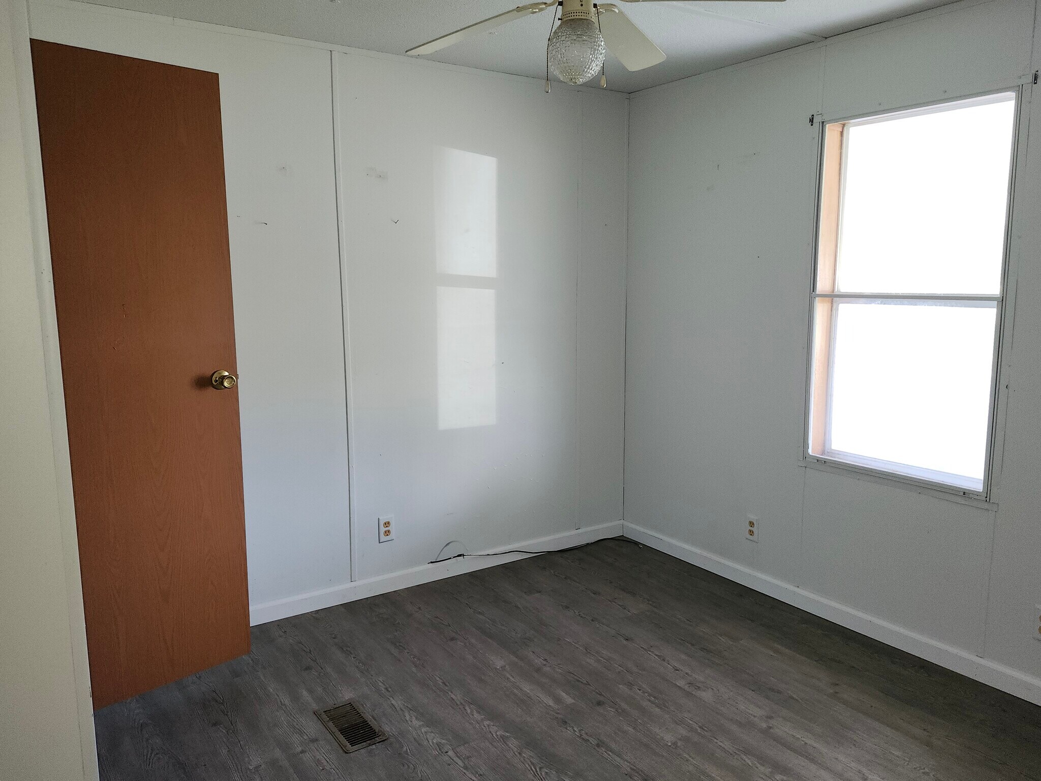 Building Photo - 3 Arrows Est