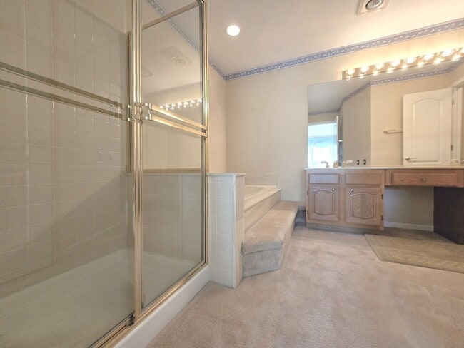 Building Photo - 713 Alsace Ct