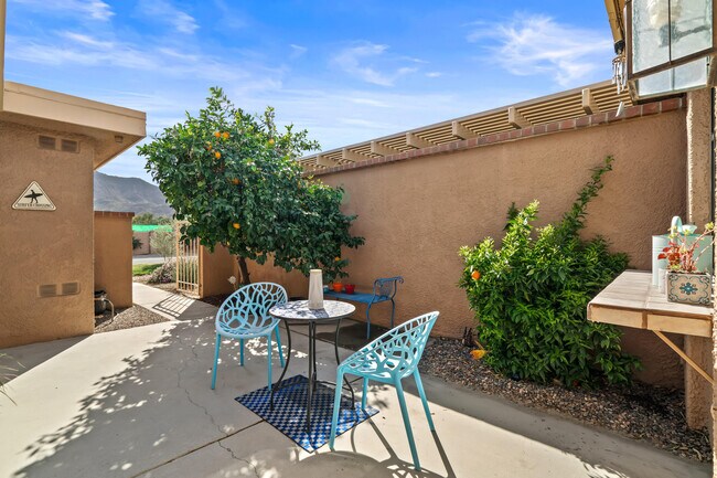 Building Photo - 140 La Cerra Dr