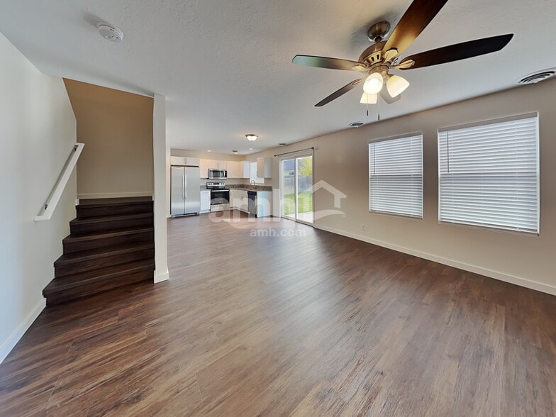 Building Photo - 19735 Susquehanna Way