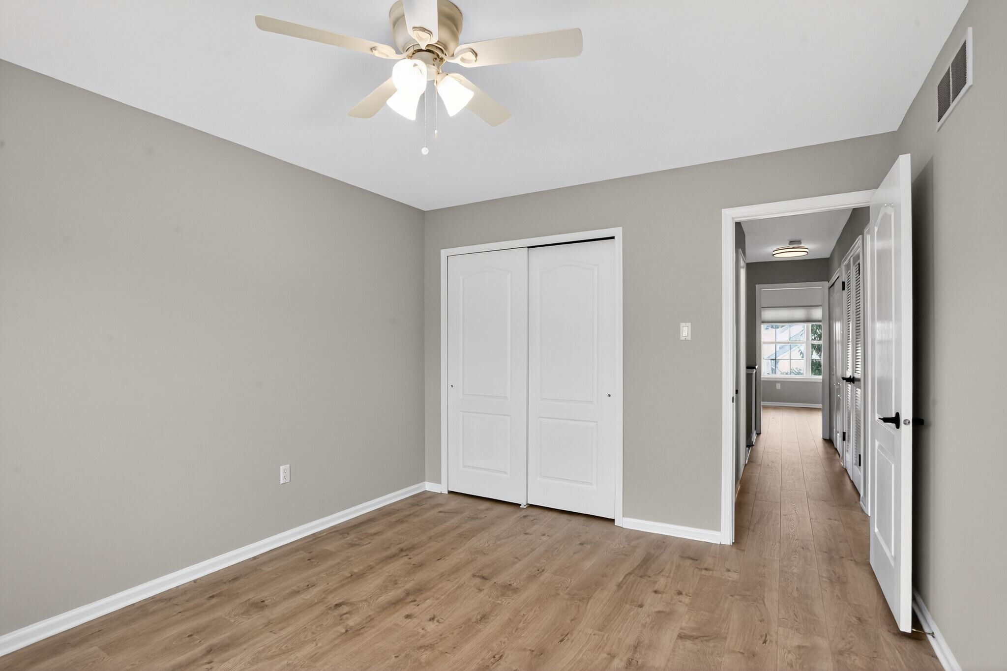 Building Photo - 2801 Harvard Ct