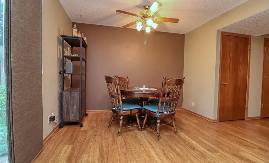 Building Photo - 1565 Cedar Crest Dr