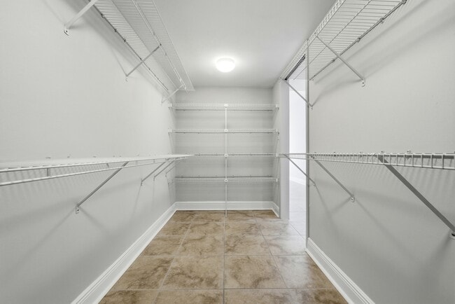 Building Photo - 615 Bayshore Dr