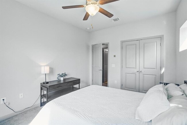 Building Photo - 5909 Charles Merle Dr.