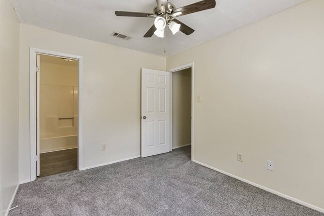 Building Photo - 1224 Westway Cir