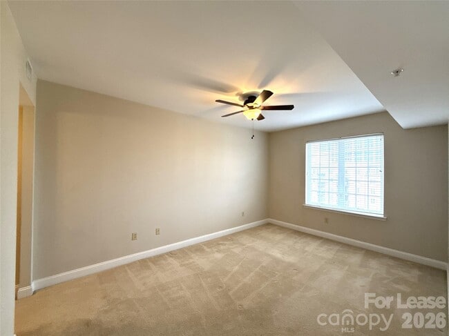 Building Photo - 300 W 5th St