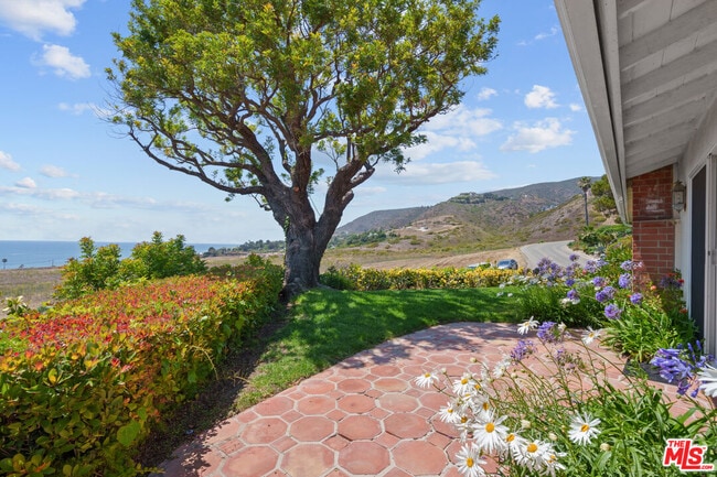 Building Photo - 6236 Trancas Canyon Rd