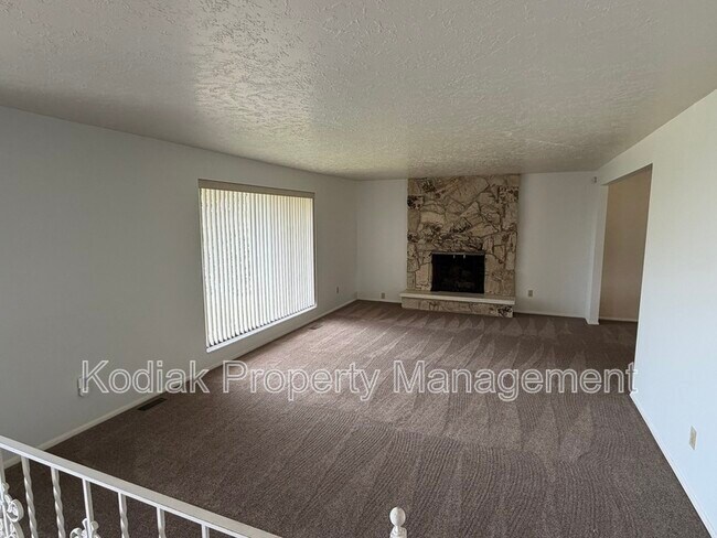 Building Photo - 652 E 1700 S