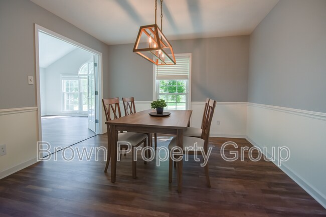 Building Photo - 867 Long Iron Dr