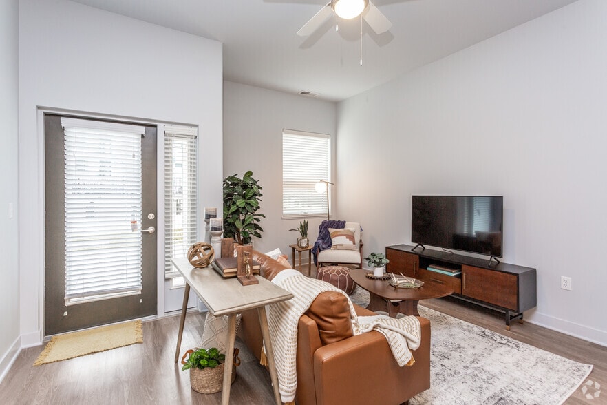 Primary Photo - District at 6th Apartments