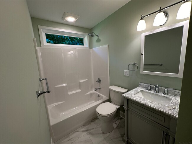 Building Photo - 269 Purdy Hill Rd