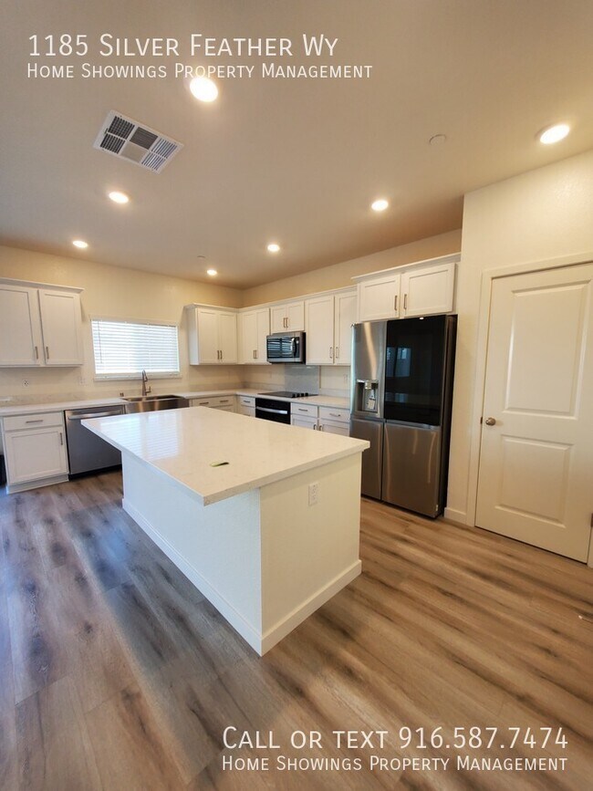 Building Photo - 1185 Silver Feather Wy