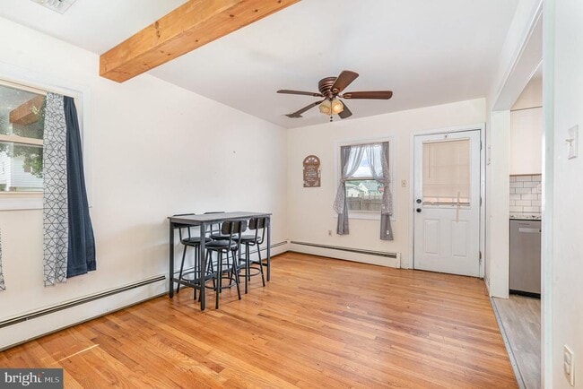 Building Photo - 302 Hickory Hill Terrace