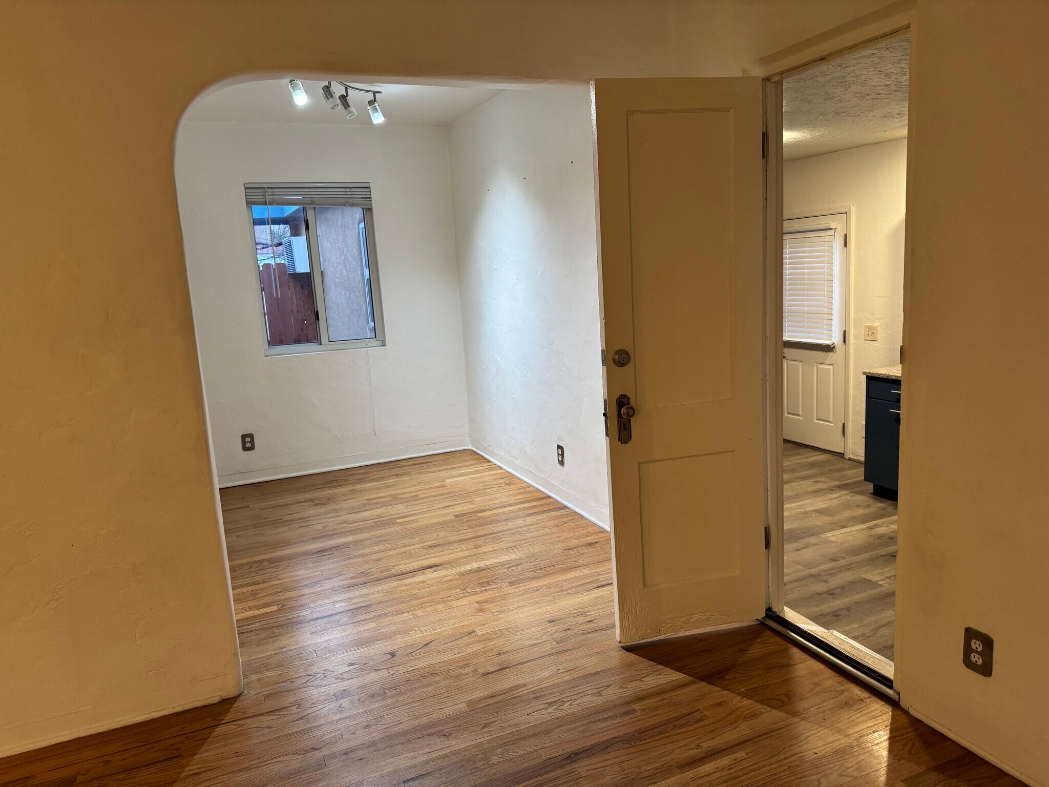 Building Photo - 2908 Monterey Ave SE