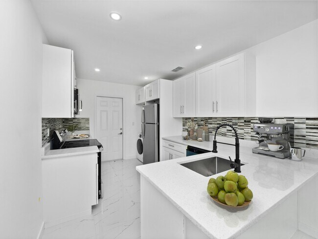 Building Photo - 2500 Marlboro St