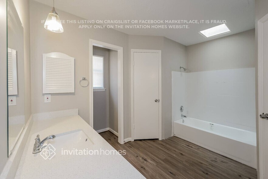 Building Photo - 3243 Cherry Springs Dr