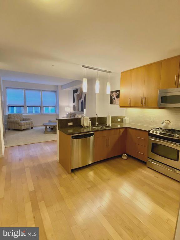 Building Photo - 1425 Locust St