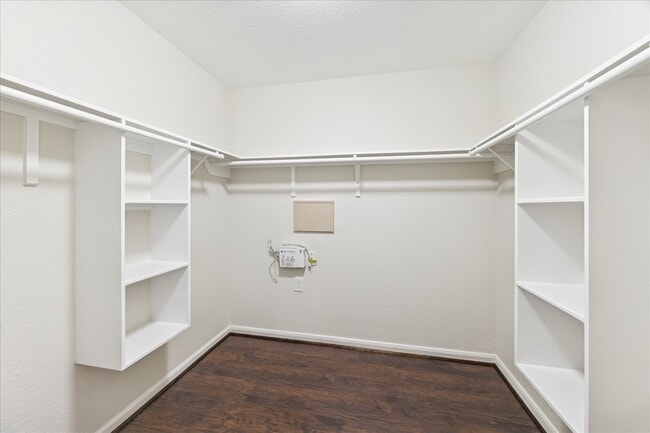 Building Photo - 16031 Heights Harvest Ln