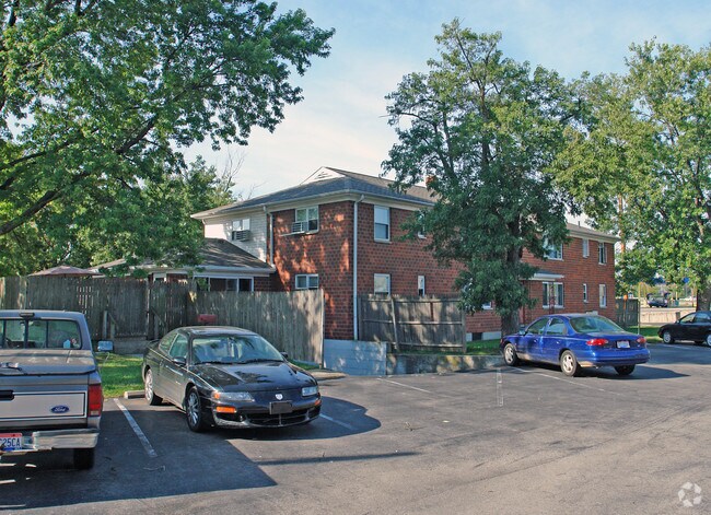 Building Photo - 2705 Lehigh Pl