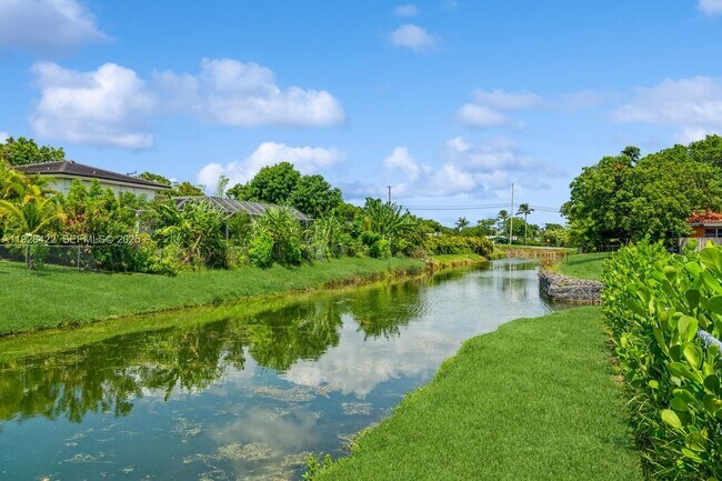 Building Photo - 7001 SW 126th St