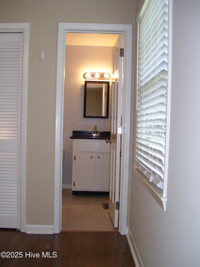 Building Photo - 355 Newton Dr