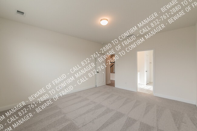 Building Photo - 346 Boroughbridge Dr