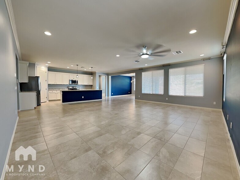 Building Photo - 24598 W Concorda Dr