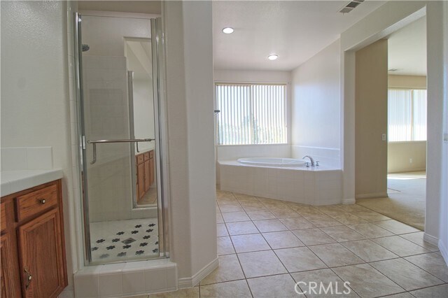 Building Photo - 34105 Castle Pines Dr