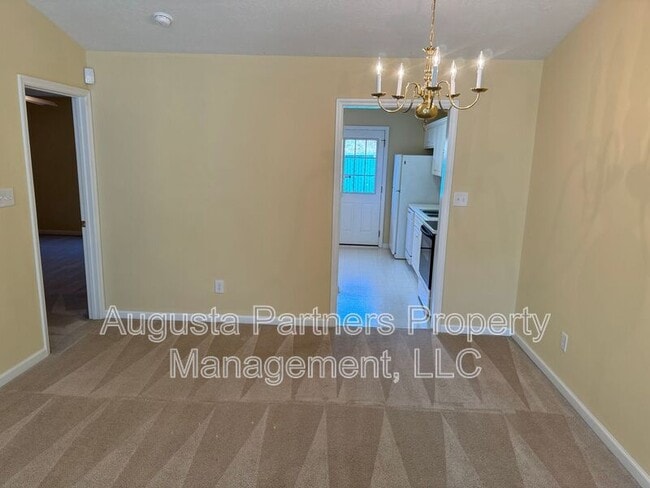 Building Photo - 442 Flowing Creek Dr