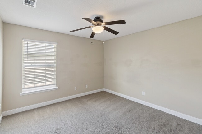 Building Photo - 608 Piedmont Ave