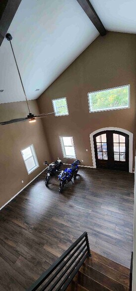 Building Photo - 6835 Purvis Ln