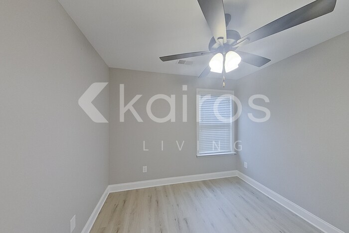 Building Photo - 157 Allentown Wy