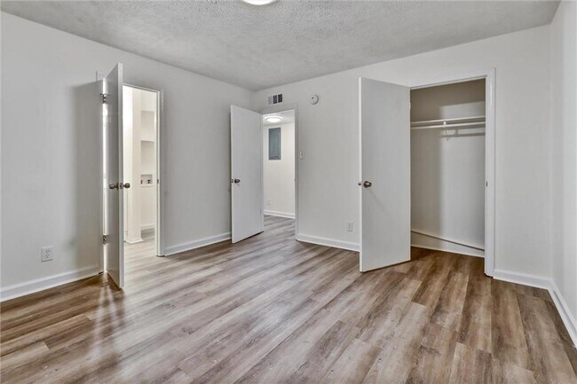 Building Photo - 4371 Springwood Terrace