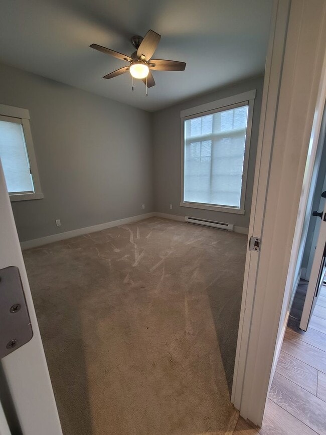 Building Photo - 2 bed, 2 bath newer construction condo