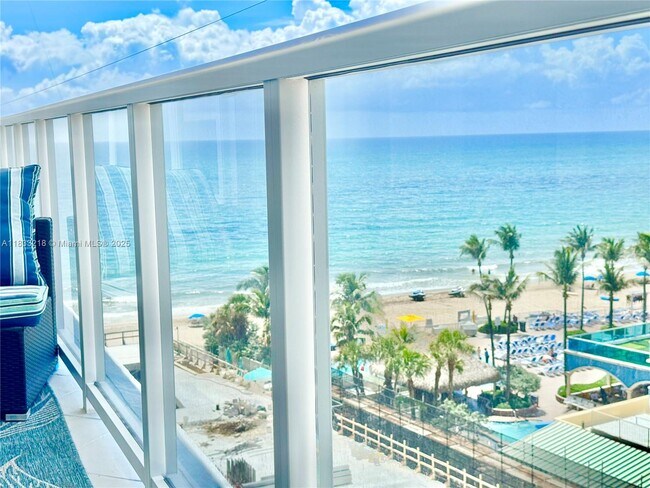 Building Photo - 4100 Galt Ocean Dr