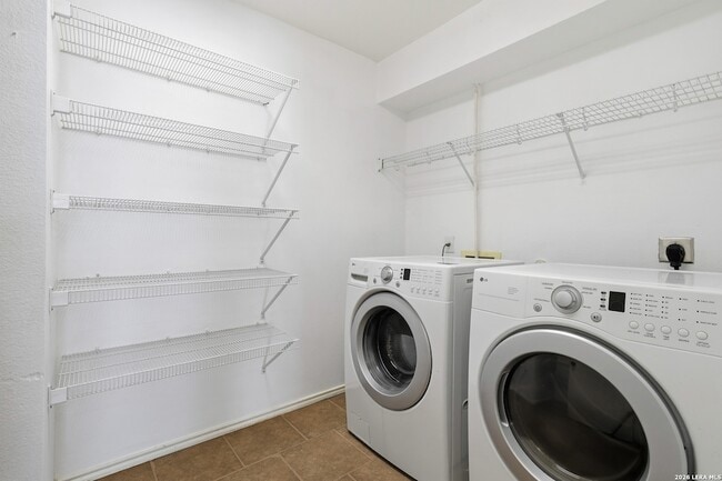 Building Photo - 15119 Cog Hill